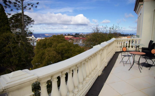The Carrington Hotel