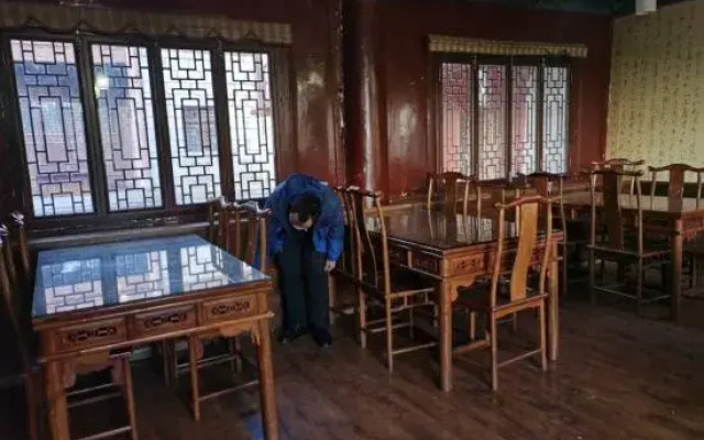 Huashan Xifeng Hotel