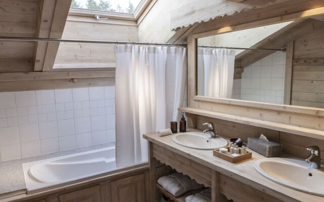 Le Cerf Amoureux Hotel