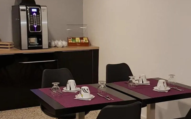 Hotel - Restaurant Le Clos des Cedres