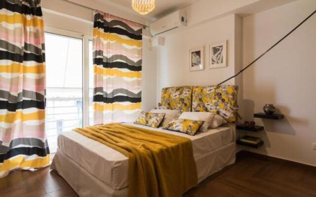 Three-Bedroom Apartment with Acropolis view