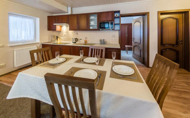 5 Kaminov VIP Apartments