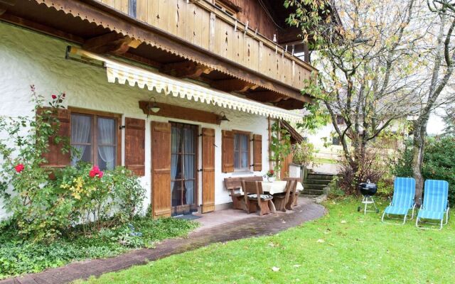 Spacious Apartment in Steingaden near Ski Area