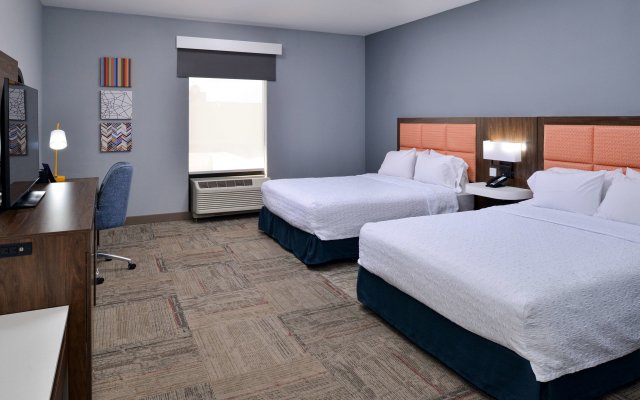 Hampton Inn Kansas City Northeast