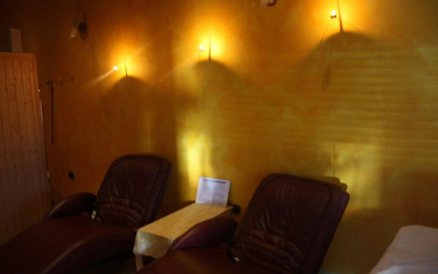 Magic Hotel