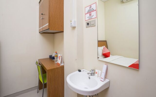 OYO 1761 彭多克英达鲁玛科斯酒店(OYO 1761 Pondok Indah Rumah Kost)