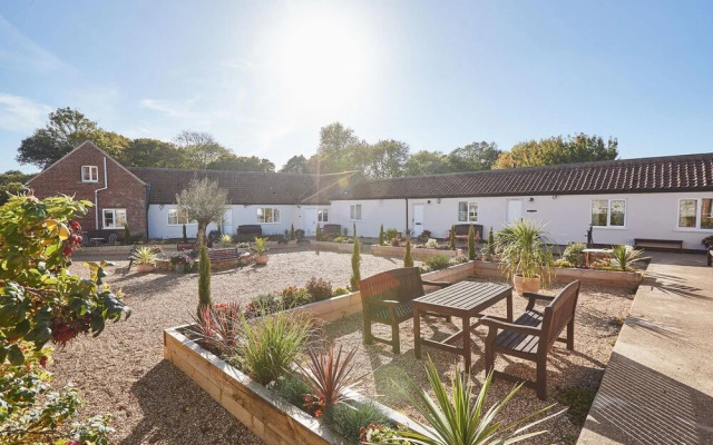Host Stay The Granary