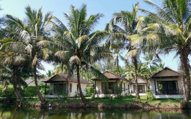 Khao Lak Blue Lagoon Resort