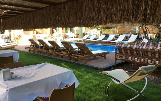 Cesmeli Boutique Hotel