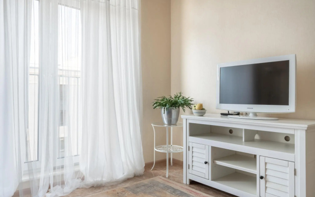 Teplo Apartments (Тепло Апартментс) на Полтавском проезде