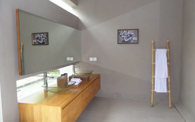 Senetan Villa and Spa Resort