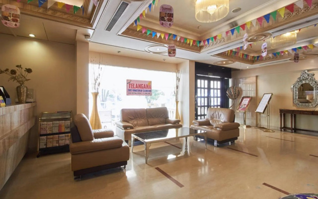 Royal Reve Hotel
