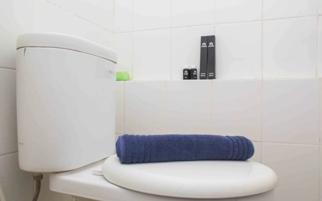 Simple and Cozy Living Studio Room at Bassura City Apartment