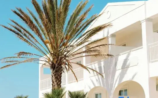 Sandy Beach Resort