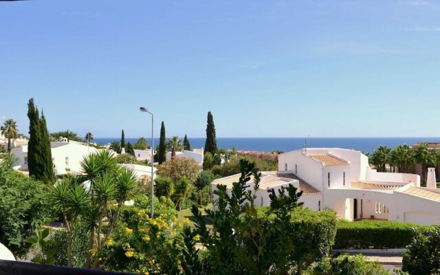 Attractive Apartment in Albufeira With sea View