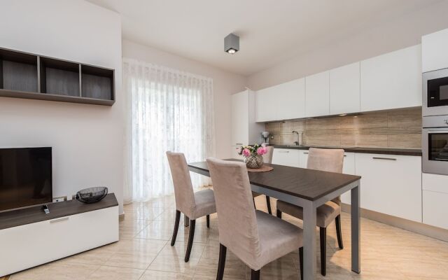 Apartments Dyana