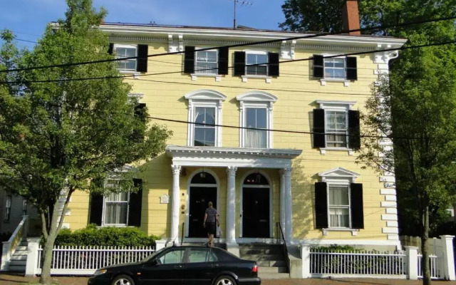 The Salem Inn
