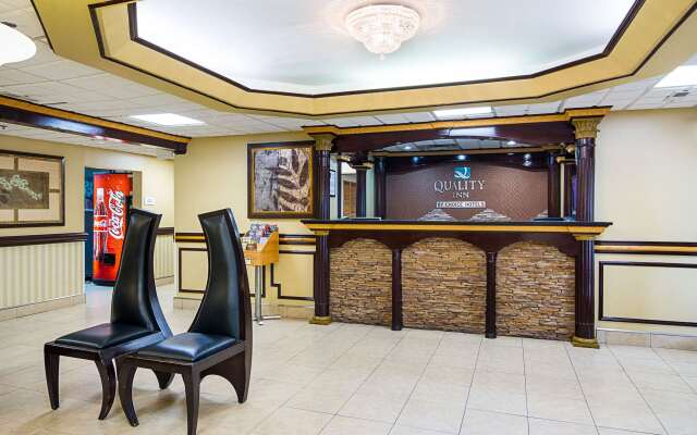 Quality Inn & Suites Chattanooga West near Lookout Mountain