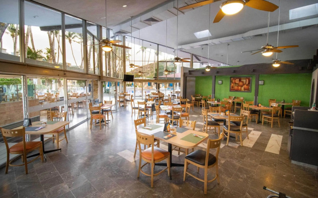 Araiza Palmira Hotel