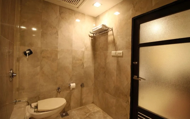 Hotel La 365 Residency