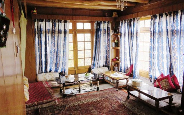 Rahela Guest House & Home Stay