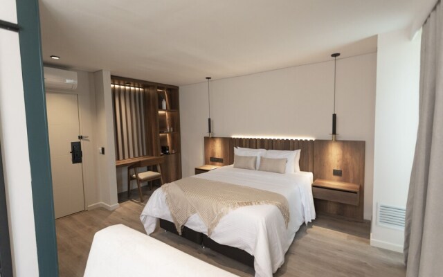 1616 Hotel