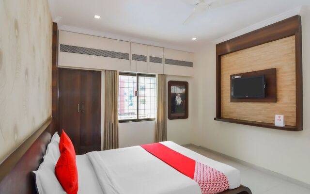 OYO 18493 Hotel Sai Sparsh