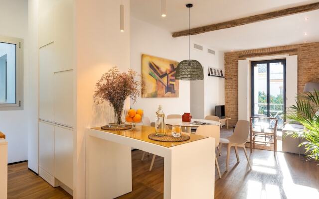 Brand New 3 Bd Apartm With Views To Plaza Santa Cruz Santa Teresa Iv