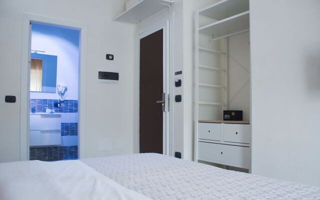 Aurelia Rooms