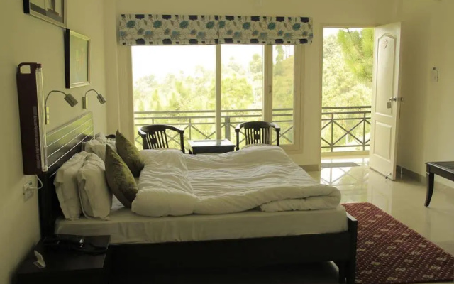Maple Resort Chail – Guest Rooms – Chail