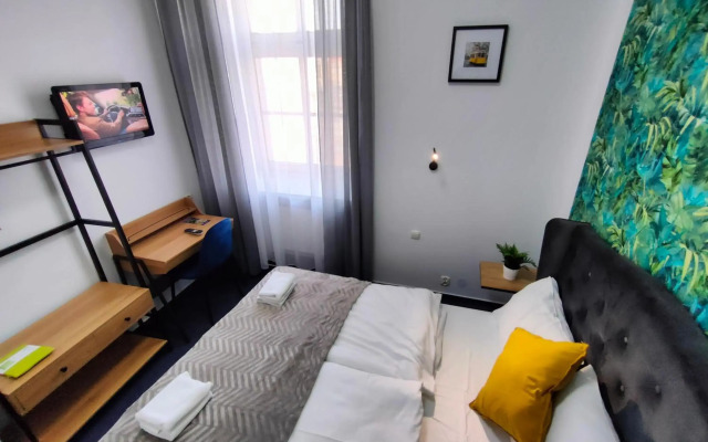 Hotel Avenida Gran Via