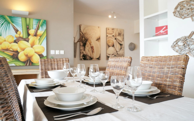 Cape Point Seafront Suites & Penthouse with LOV