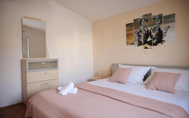 Apartment Blanka with a beautiful view of Trogir