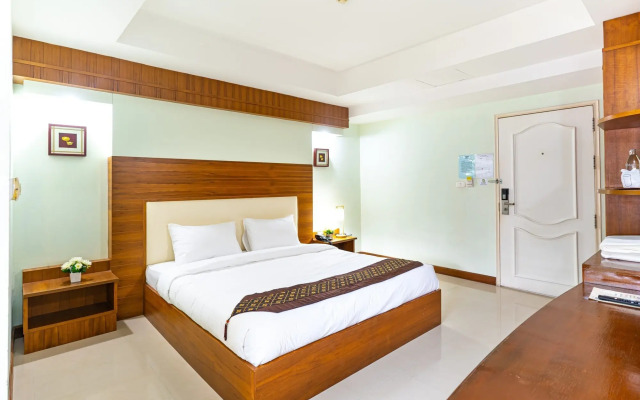 Sirin Hotel & Resident (SHA Extra Plus)