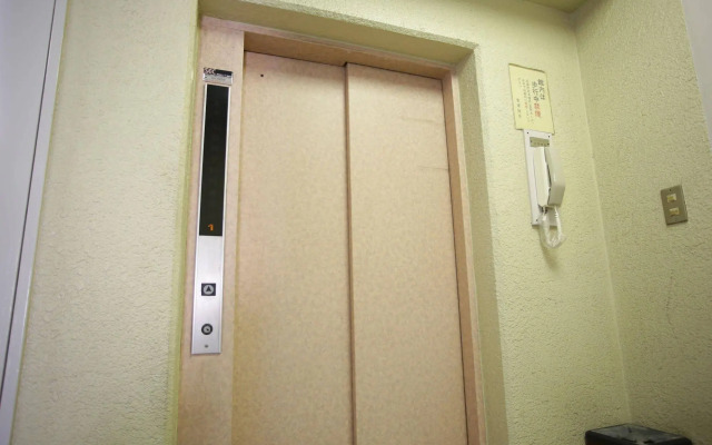 Castle Apartment Nezu