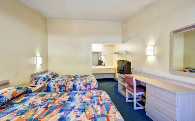 Motel 6 Pinehurst - Aberdeen