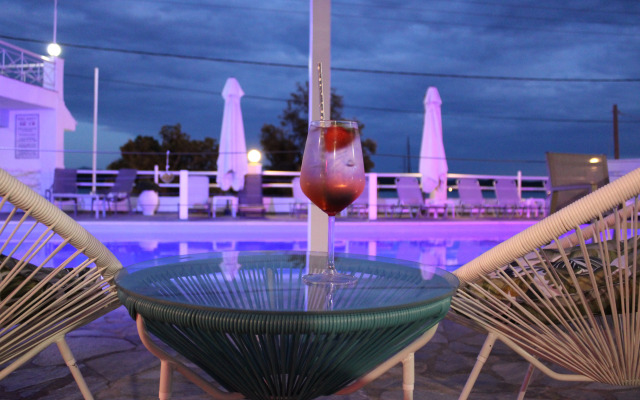 Tropicana Inn