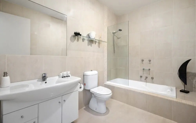Spacious 3-bed Townhouse Near Dromana Beach