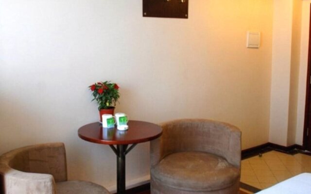 Greentree Inn Wurumuqi South Xinhua Road Hotel