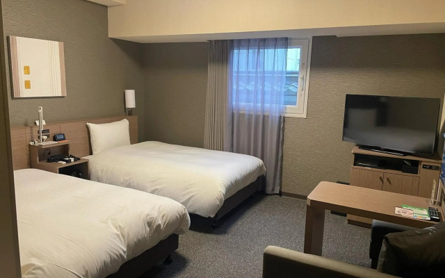 Hotel Route Inn Sakurai Ekimae