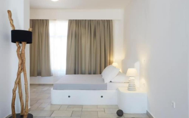 Black Rose Suites