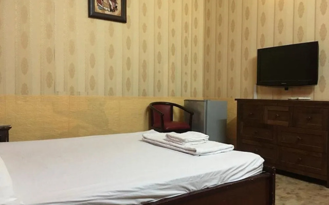 Oyo 627 Long Son Hotel