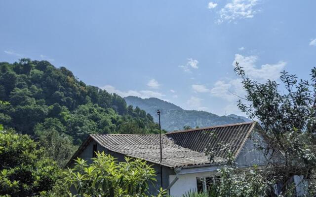 Simona Guest House