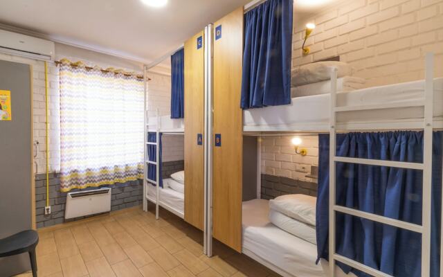 ololoFreelander work and travel Hostel