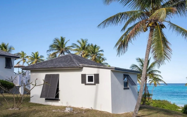 Pineapple House 4 Bedroom Home