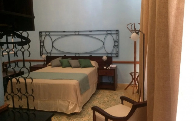 Hotel E Rueda