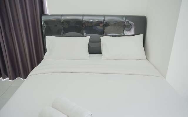 Vibrant And Nice Studio At Casa De Parco Apartment