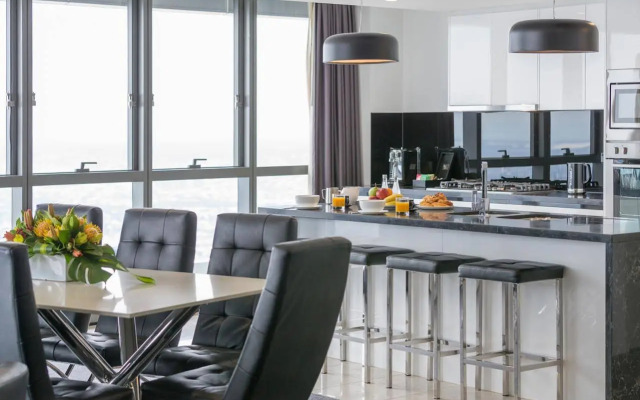 Meriton Suites Herschel Street, Brisbane