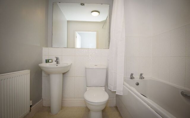Karah Suites- Longhorn Avenue