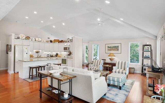 875 Salt Cedar Ln-laguna